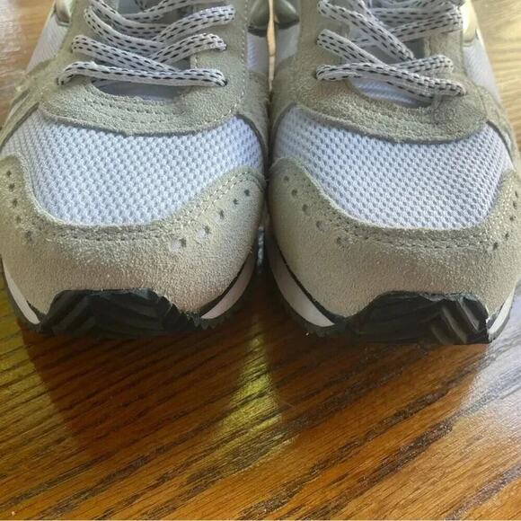 Diadora Women’s Sz US 7 Simple Run Sneakers - Picture 7 of 12